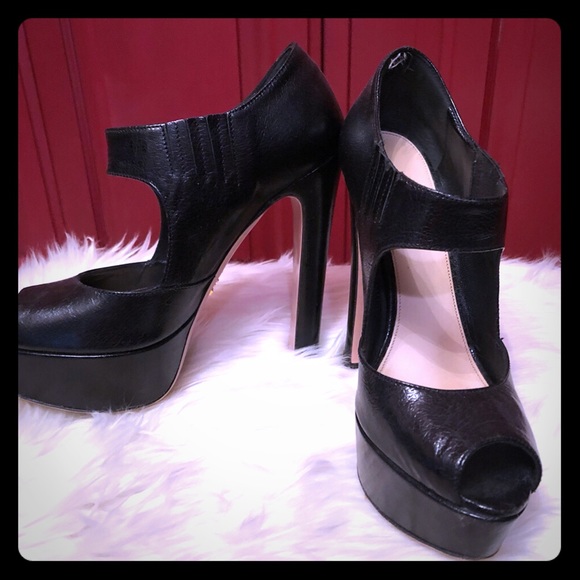 Prada peep toe pumps - Picture 1 of 3